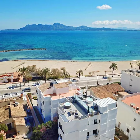 Apartment Seaside Jacuzzi Terrace Apartment: Puerto Pollenca Beachfront Port de Pollenca
