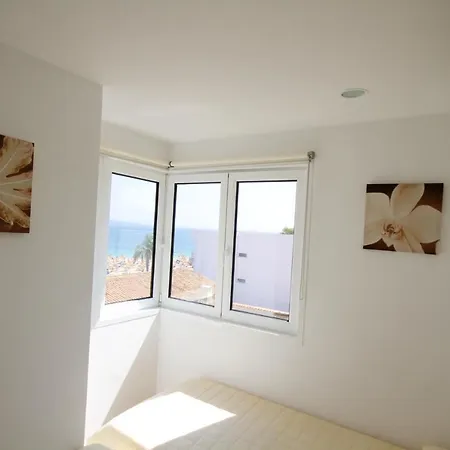 Seaside Jacuzzi Terrace Apartment: Puerto Pollenca Beachfront Apartment *